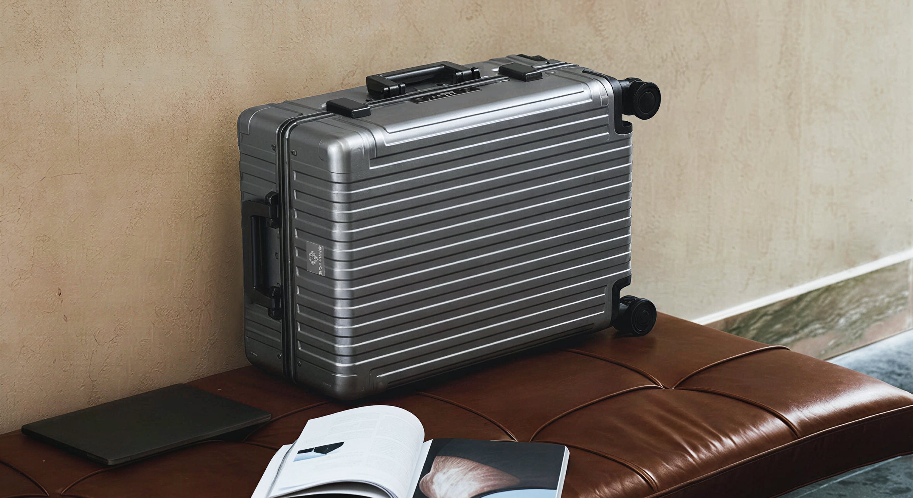 Captain Zipperless Aluminum Frame Carry-On Silver product detail 1